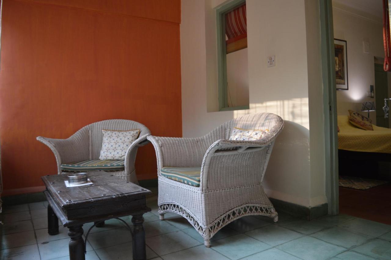 G 49 Bed & Breakfast Нью-Делі Екстер'єр фото